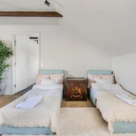 Apartment Wehost Atmospheric Attic Apartment On An Island In Front Of The Helsinki Shore @Wehost Uunisaari *
