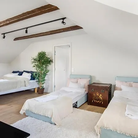 Wehost Atmospheric Attic Apartment On An Island In Front Of The Helsinki Shore @Wehost Uunisaari *