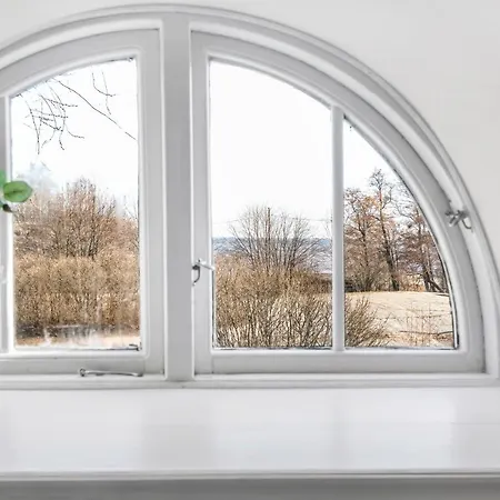 Wehost Atmospheric Attic Apartment On An Island In Front Of The Helsinki Shore @Wehost Uunisaari Apartament