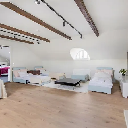 Wehost Atmospheric Attic Apartment On An Island In Front Of The Helsinki Shore @Wehost Uunisaari Apartament *